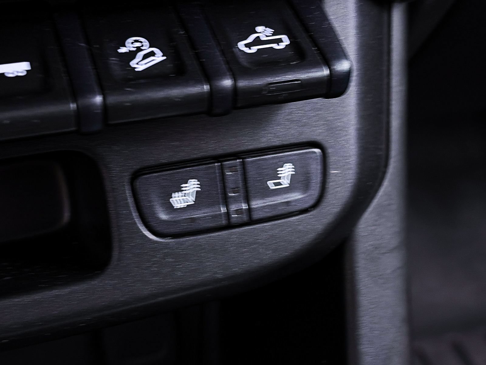 Used 2022 Chevrolet Colorado ZR2 AWD/4WD image 27
