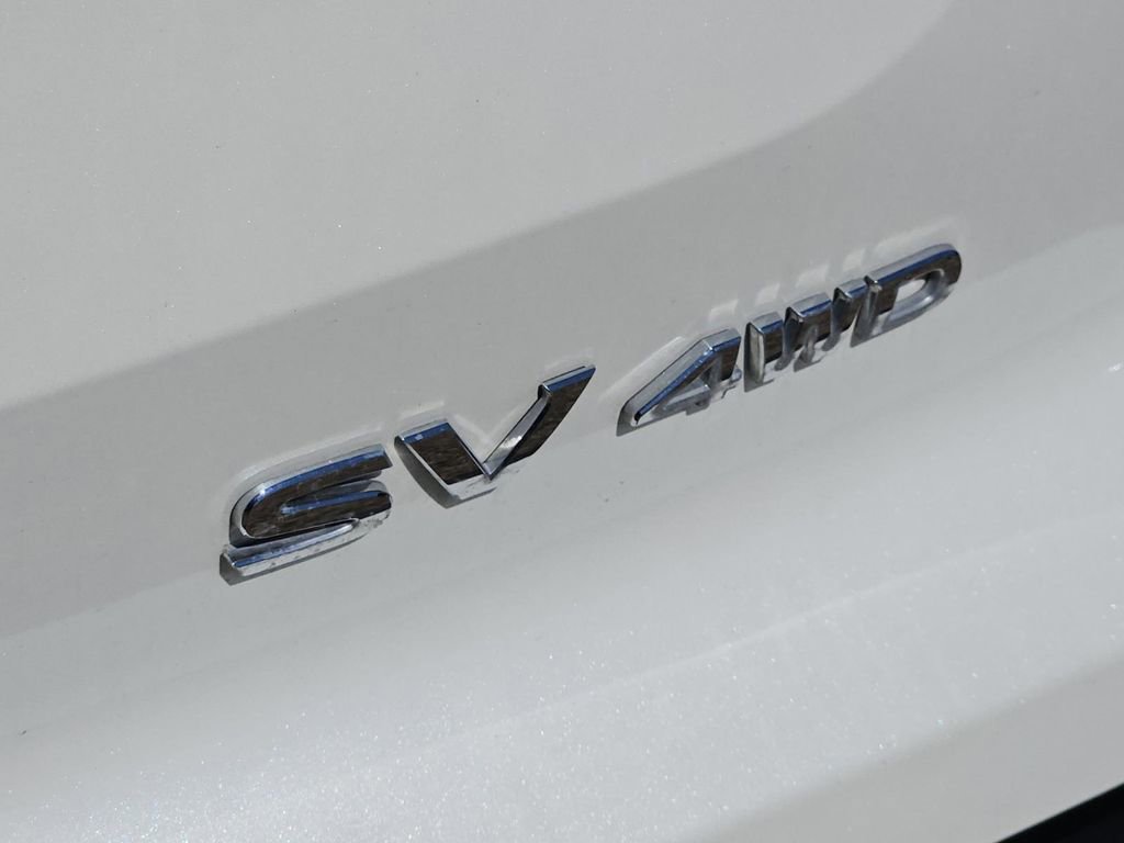 Used 2024 Nissan Pathfinder SV image 20