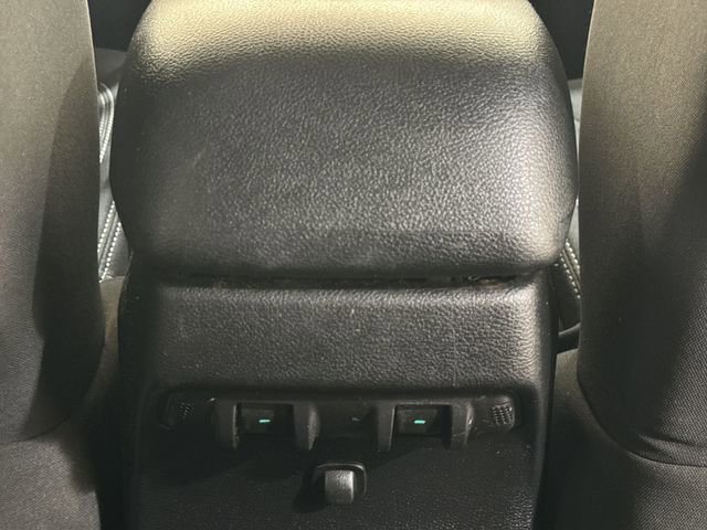 Used 2016 Jeep Wrangler Unlimited Sahara w/ Connectivity Group image 19