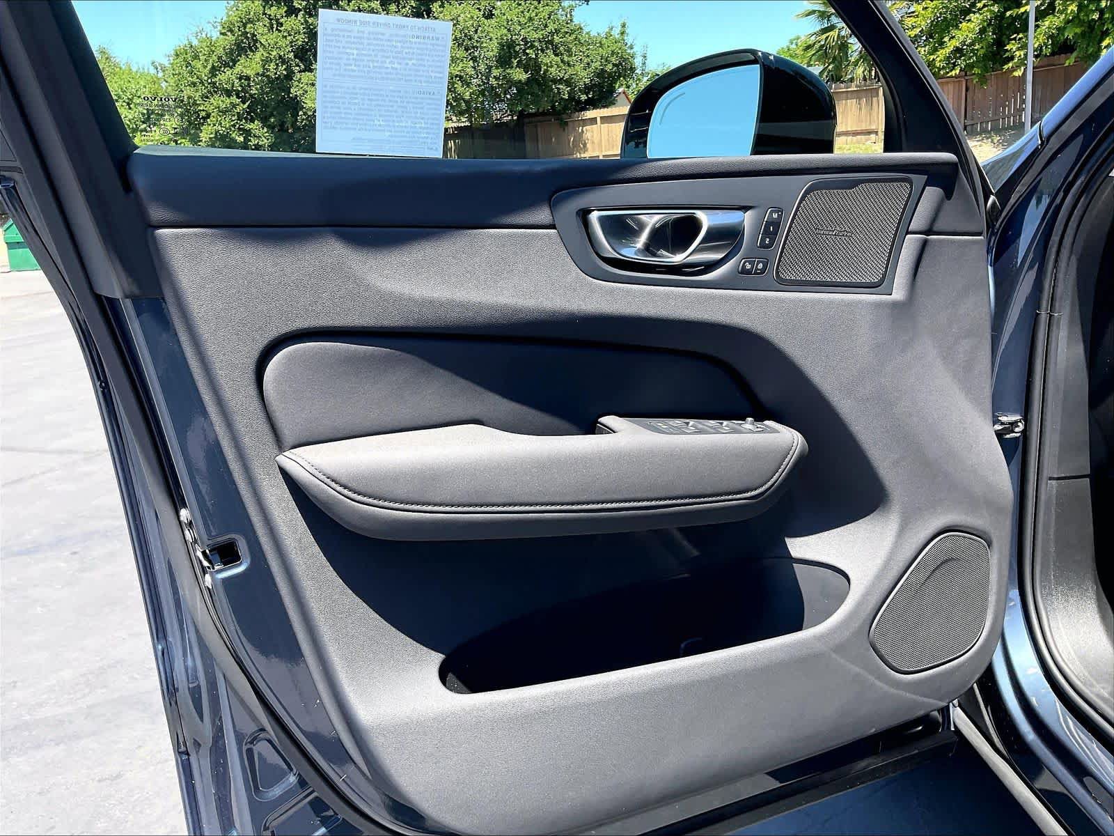 New 2026 Volvo XC60 T8 Plus w/ Climate Package AWD/4WD image 24
