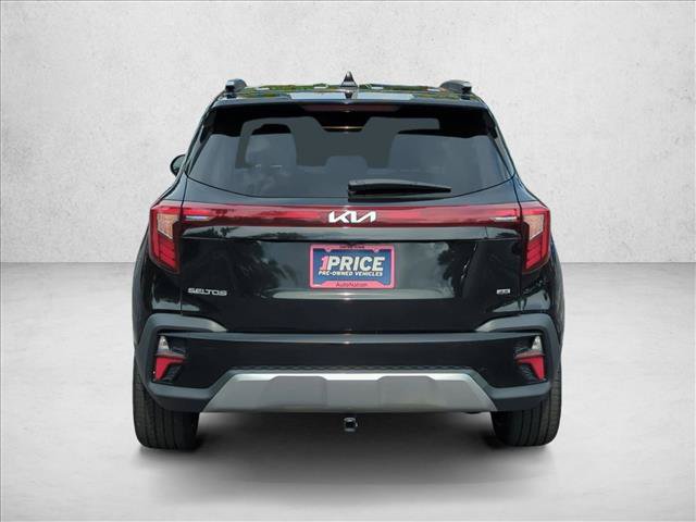 Used 2024 Kia Seltos SX w/ SX Sunroof Package AWD/4WD image 7