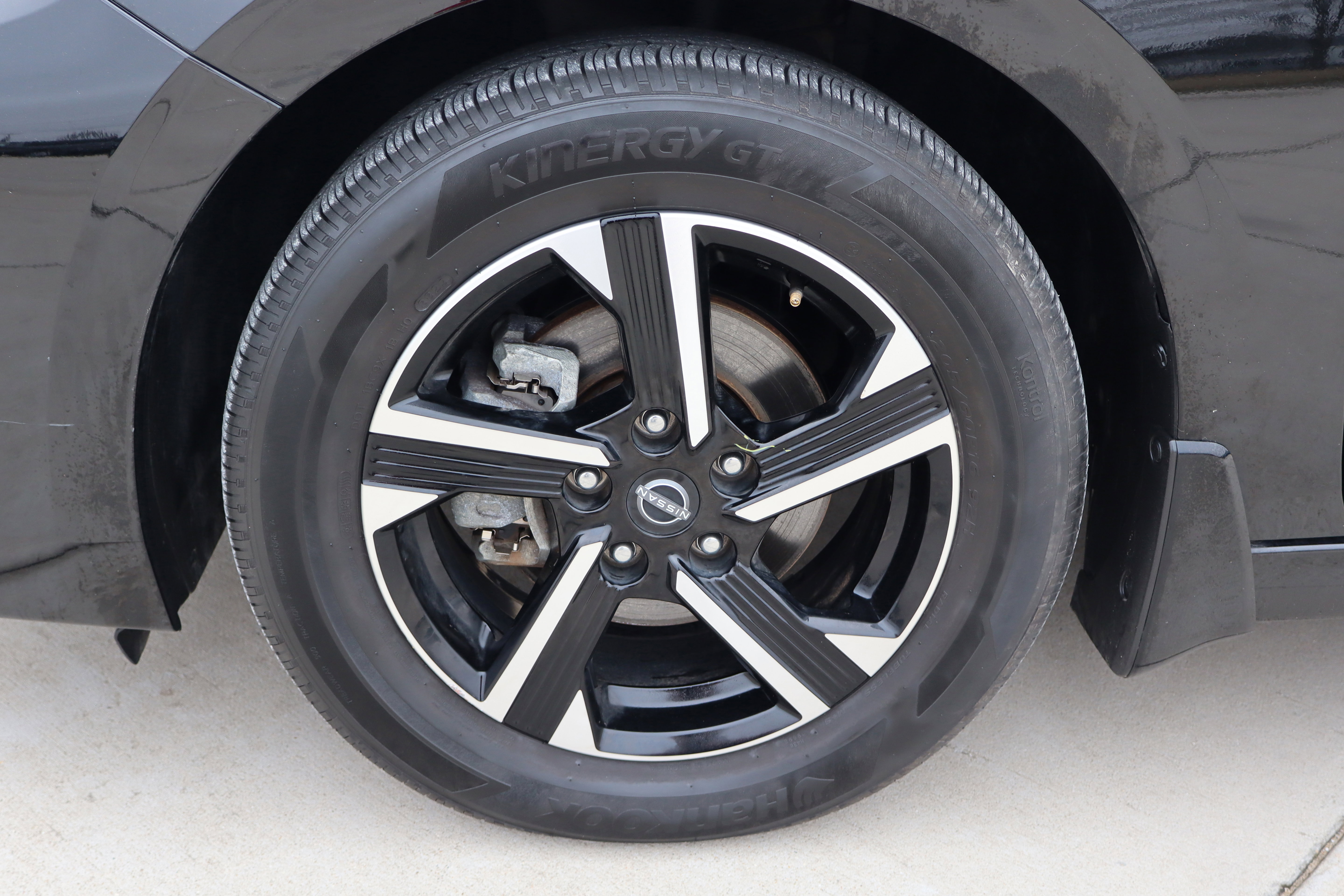 Used 2024 Nissan Sentra SV w/ All-Weather Package image 24