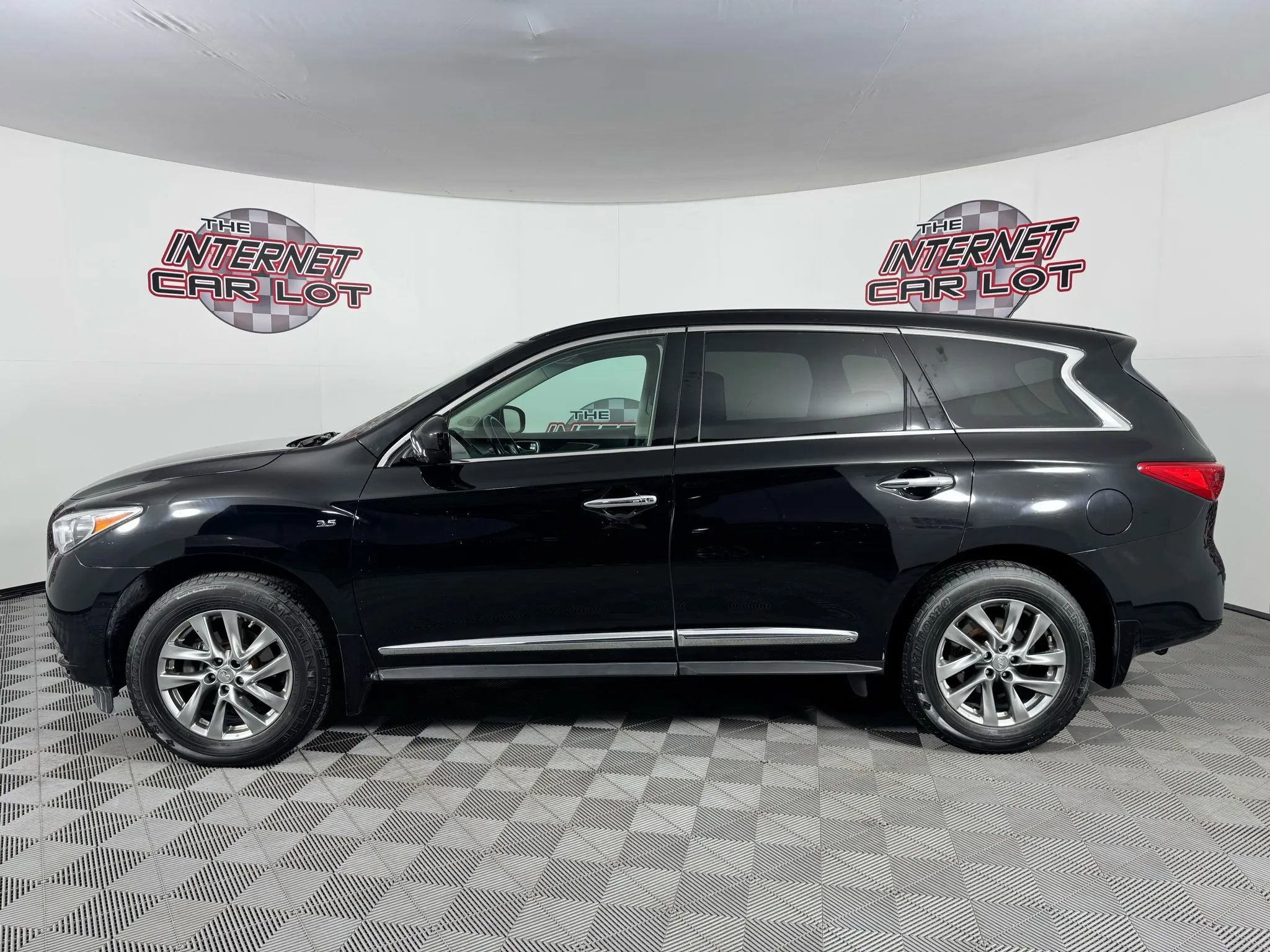 Used 2014 INFINITI QX60 AWD w/ Premium Plus Package image 4