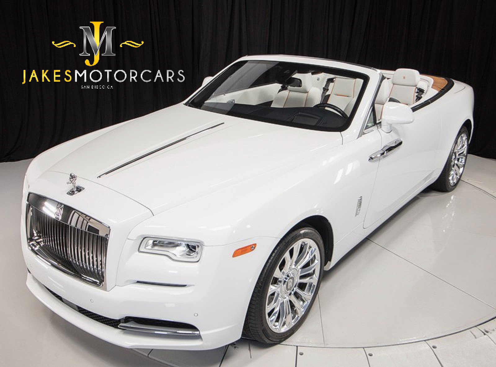 Used 2020 Rolls-Royce Dawn RWD image 19