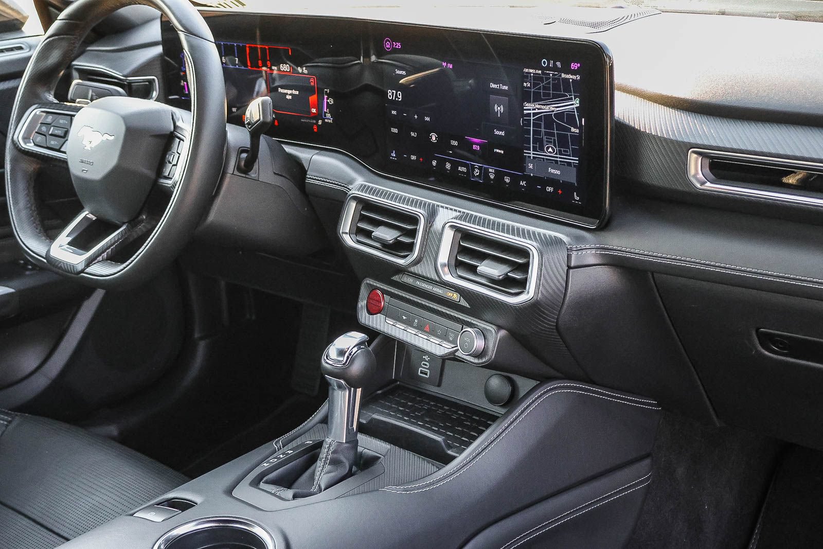 Used 2024 Ford Mustang GT Premium RWD image 21