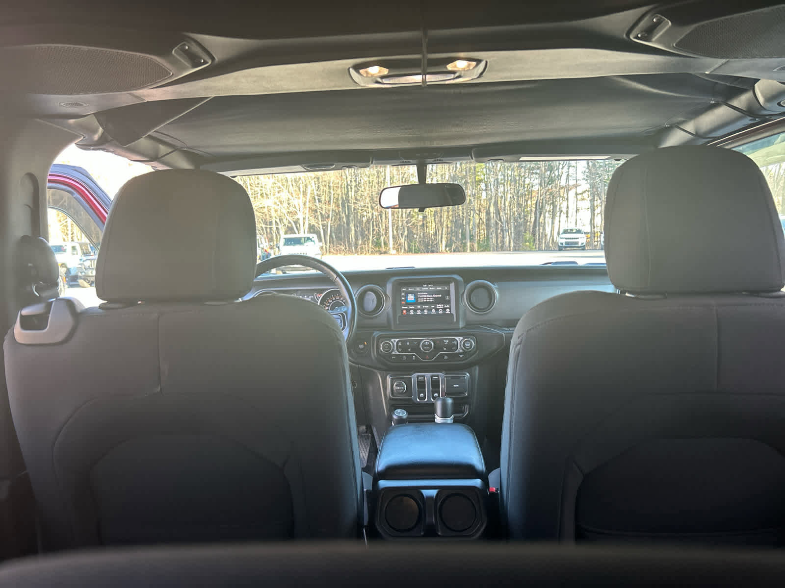 Used 2022 Jeep Wrangler Sport AWD/4WD image 36