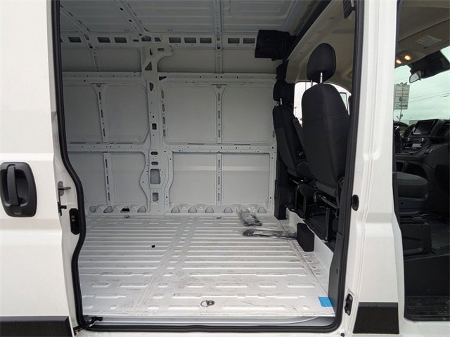 New 2025 RAM ProMaster 2500 image 26