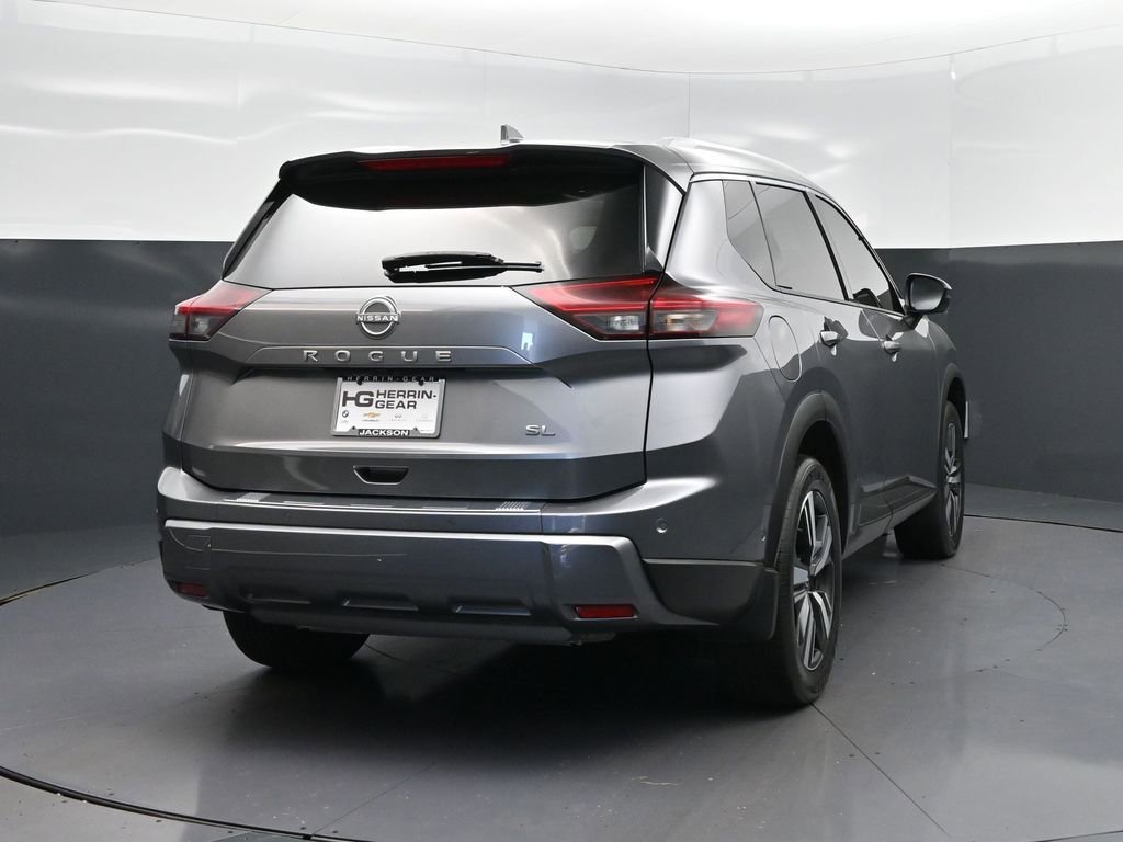 Used 2024 Nissan Rogue SL w/ SL Premium Package image 7