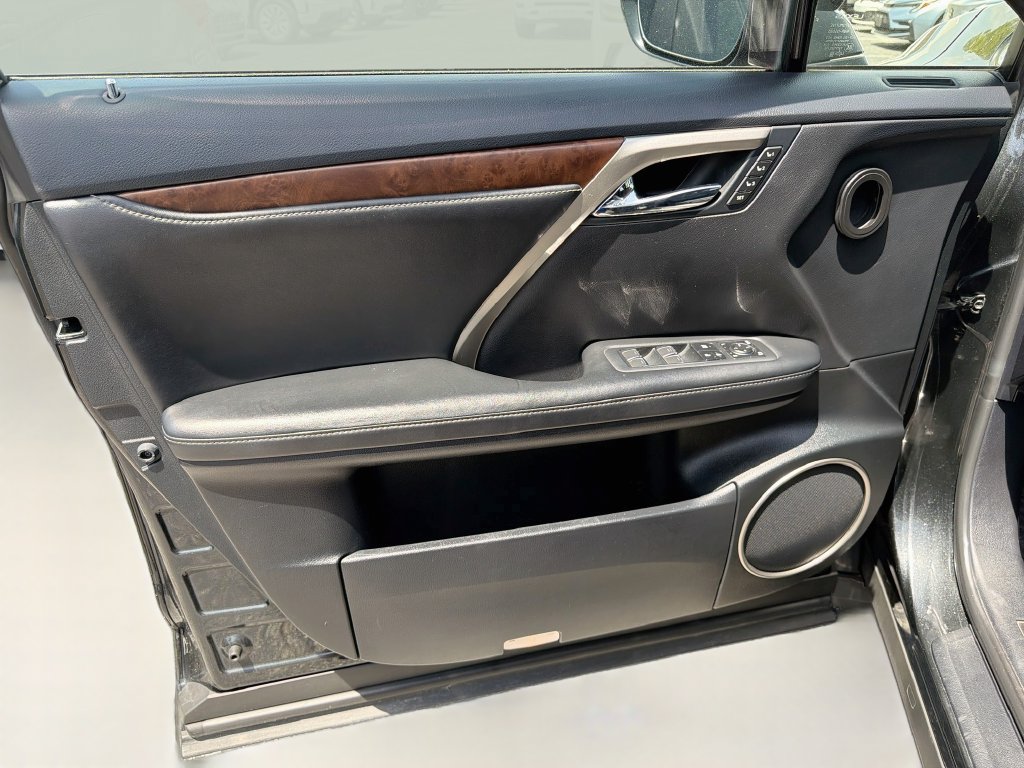 Used 2022 Lexus RX 350L Premium w/ Premium Package AWD/4WD image 20