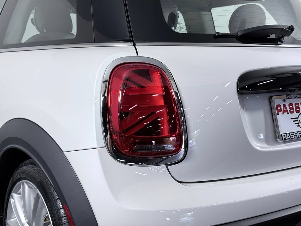Used 2024 MINI Cooper S w/ Signature Upholstery Package FWD image 8