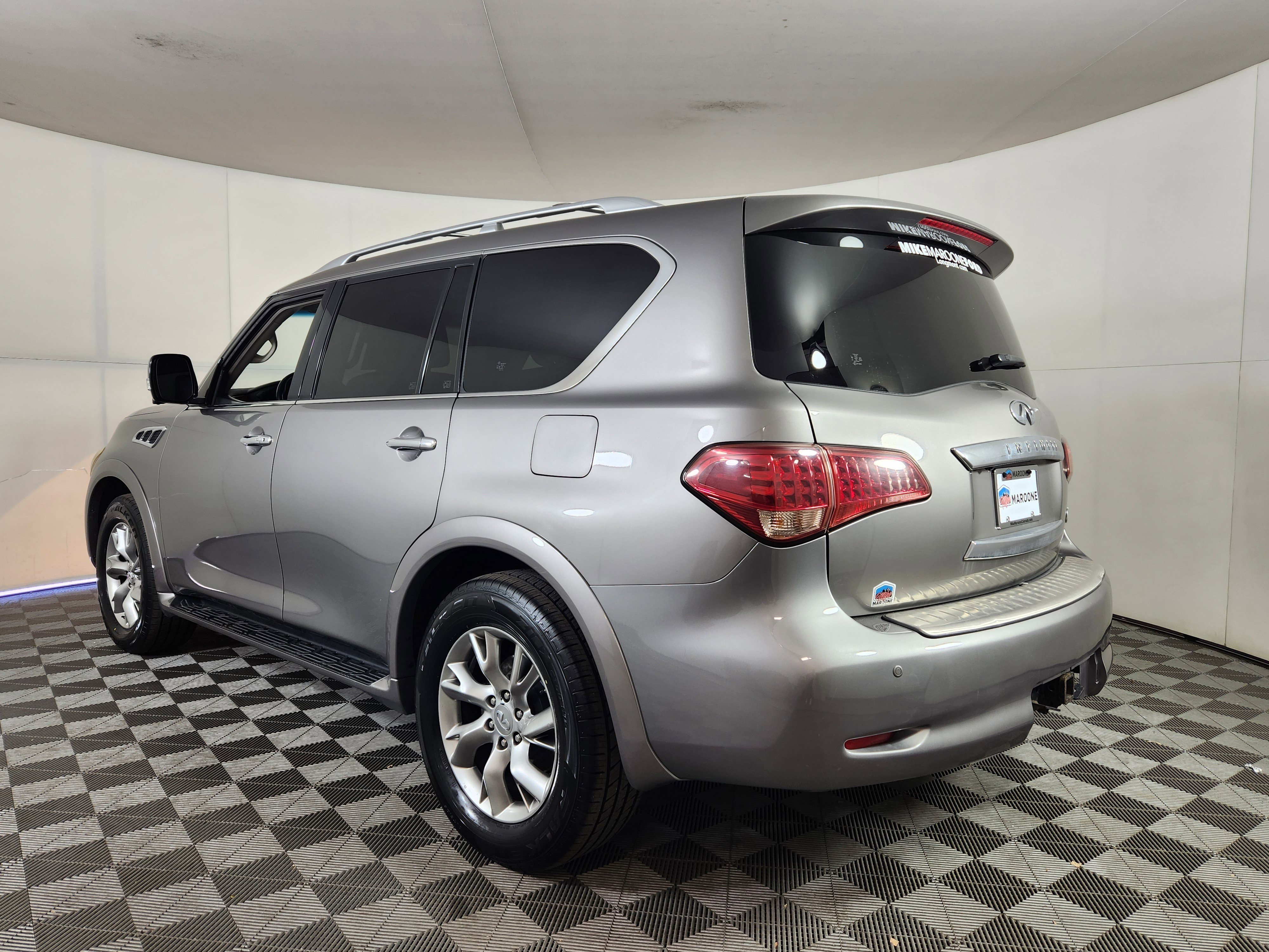 Used 2013 INFINITI QX56 4WD w/ Theater Pkg image 5