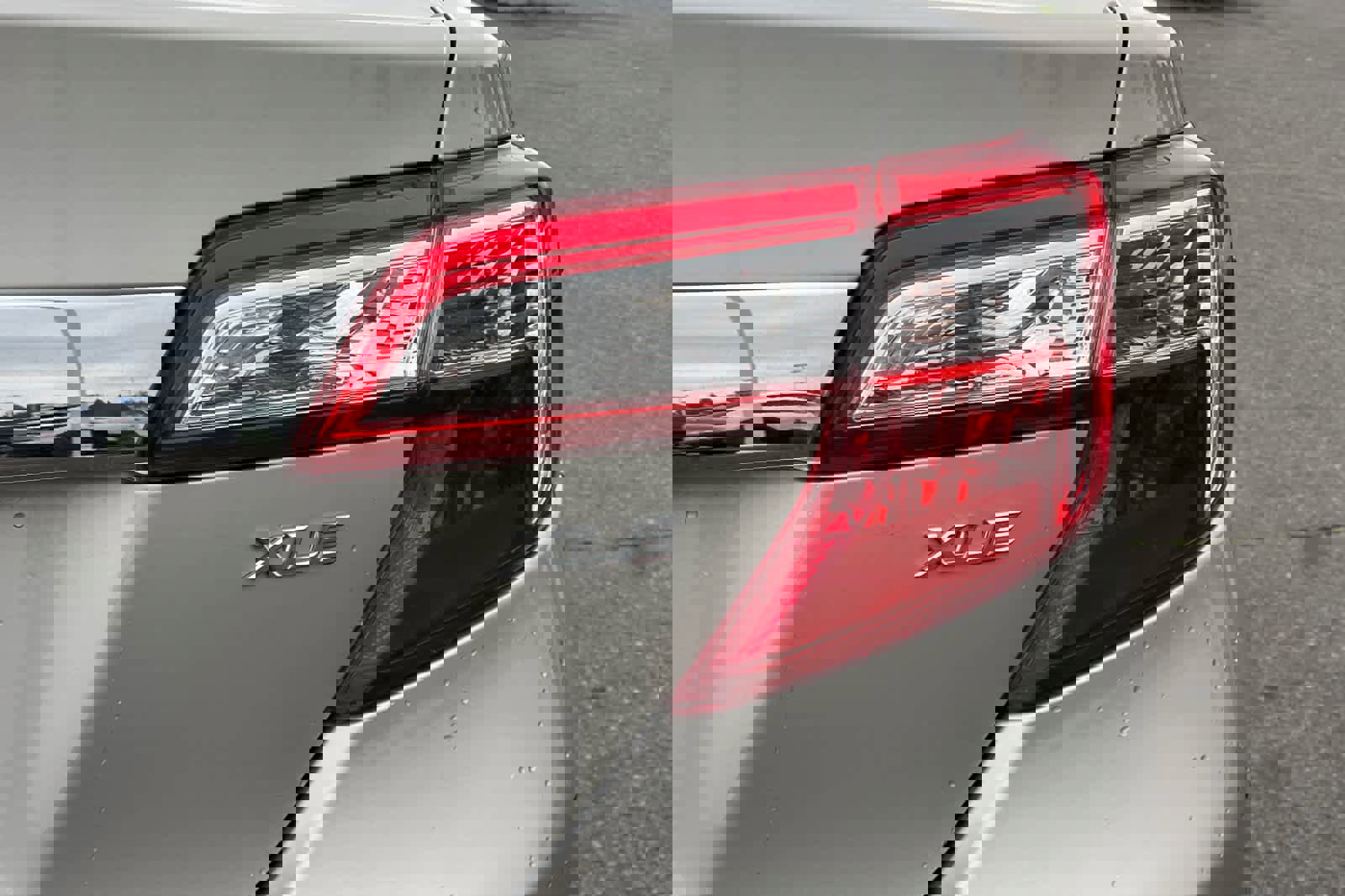 Used 2013 Toyota Camry XLE image 29