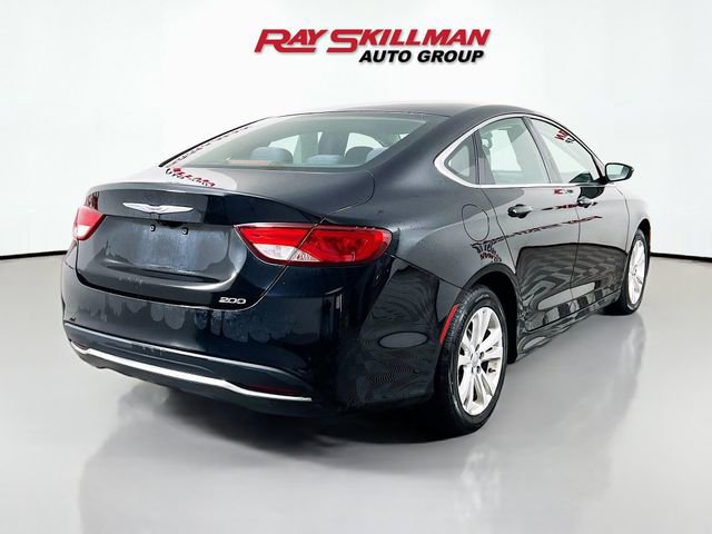 Used 2016 Chrysler 200 Limited image 7