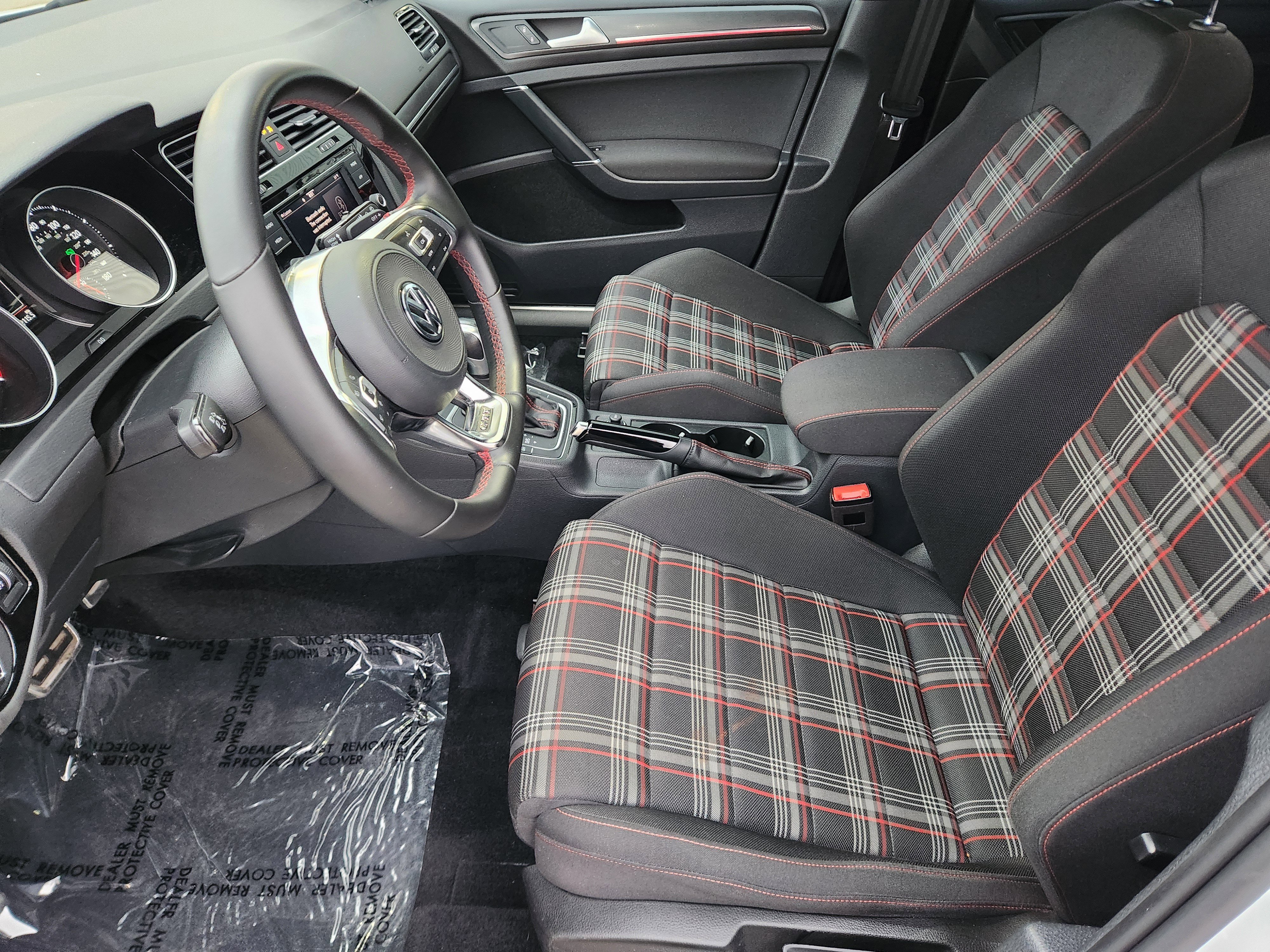 Used 2020 Volkswagen GTI S image 12