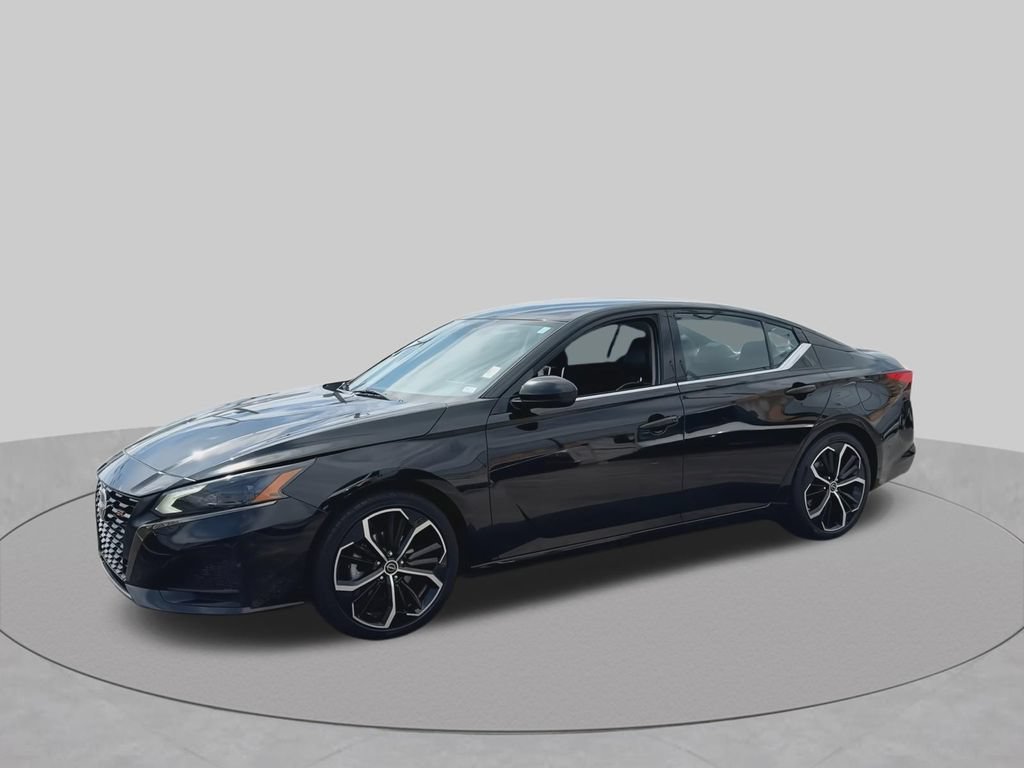 Used 2024 Nissan Altima 2.5 SR FWD image 4