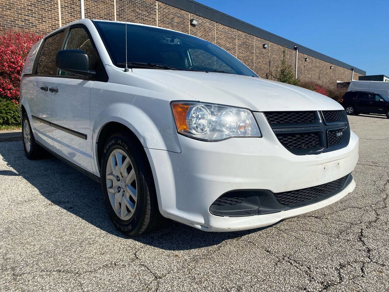Used 2015 RAM C/V Tradesman w/ UConnect Hands-Free Group
