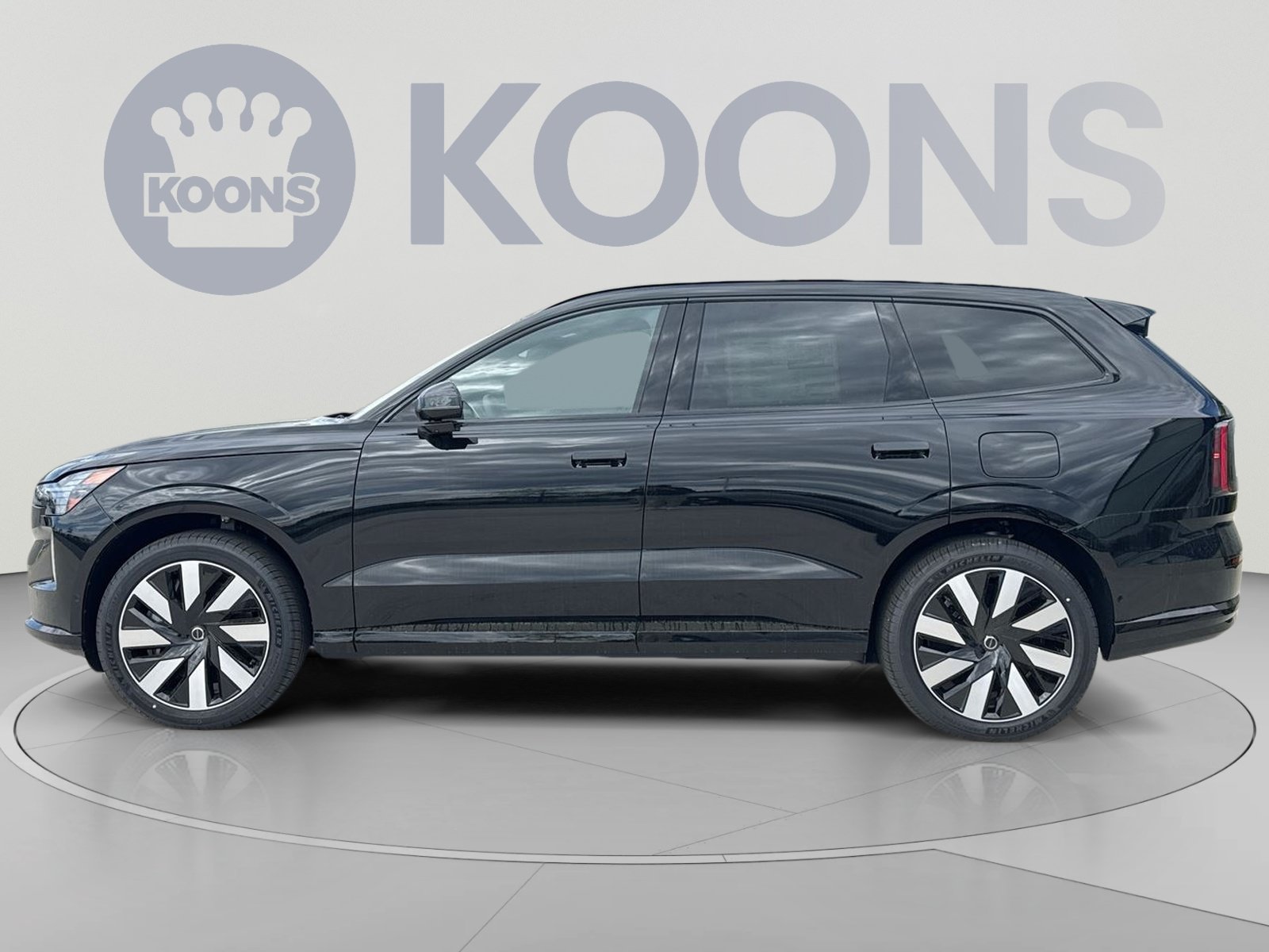 New 2026 Volvo EX90 Plus AWD/4WD image 2