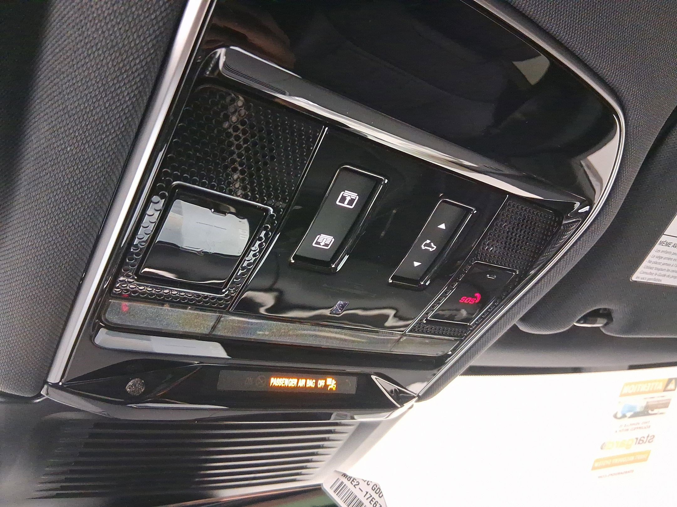 New 2025 Land Rover Range Rover Sport Dynamic SE image 18
