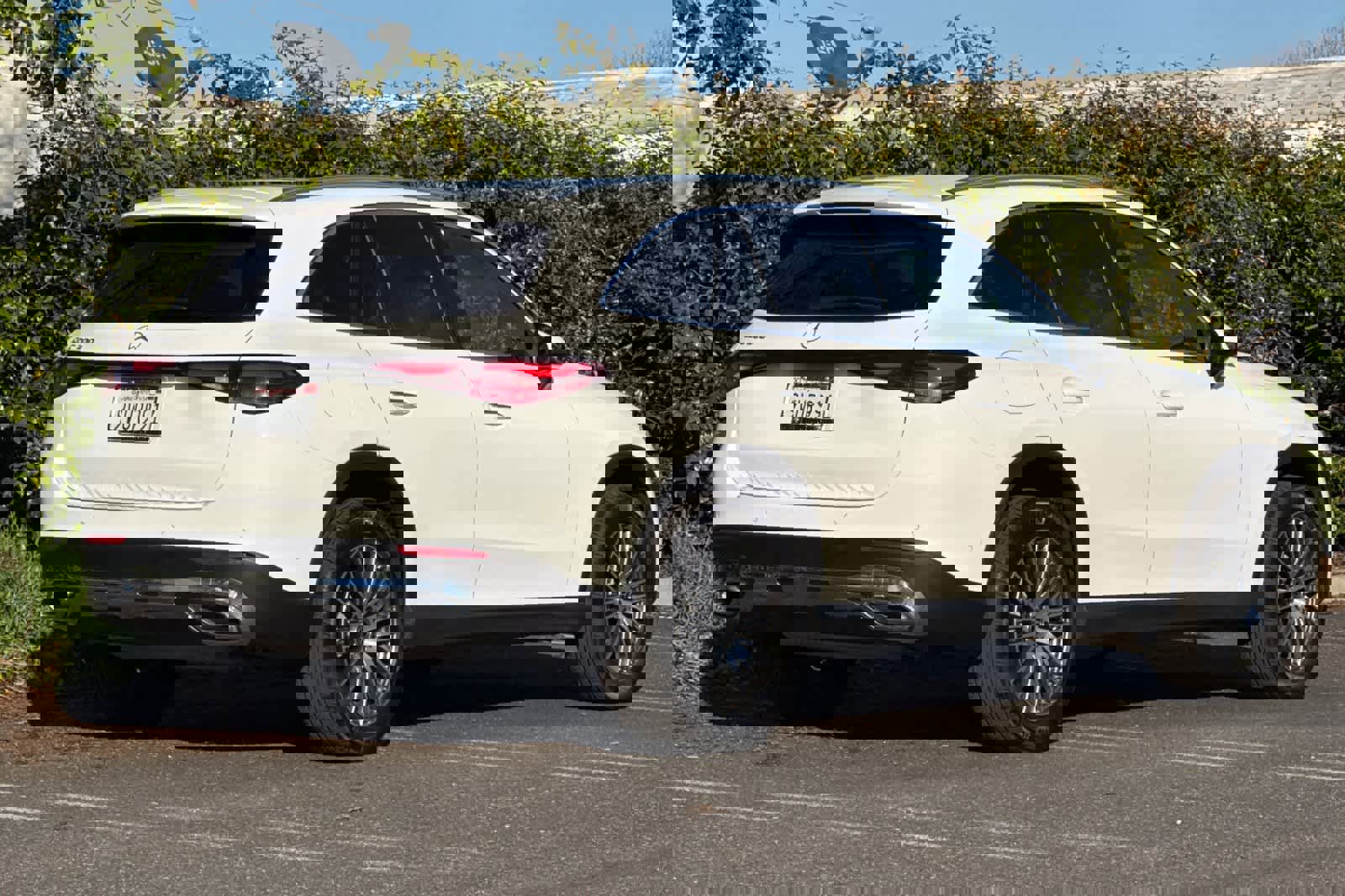 Certified 2026 Mercedes-Benz GLC 300 image 3