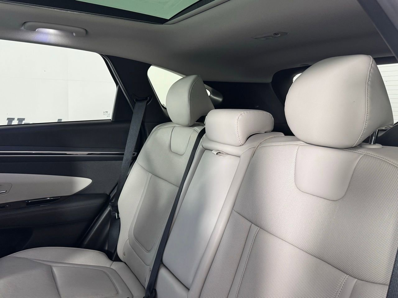 Used 2022 Hyundai Tucson Limited image 5