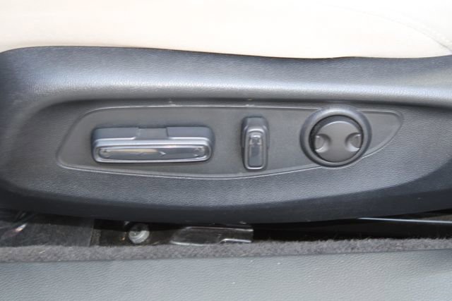 Used 2023 Honda Accord EX image 32