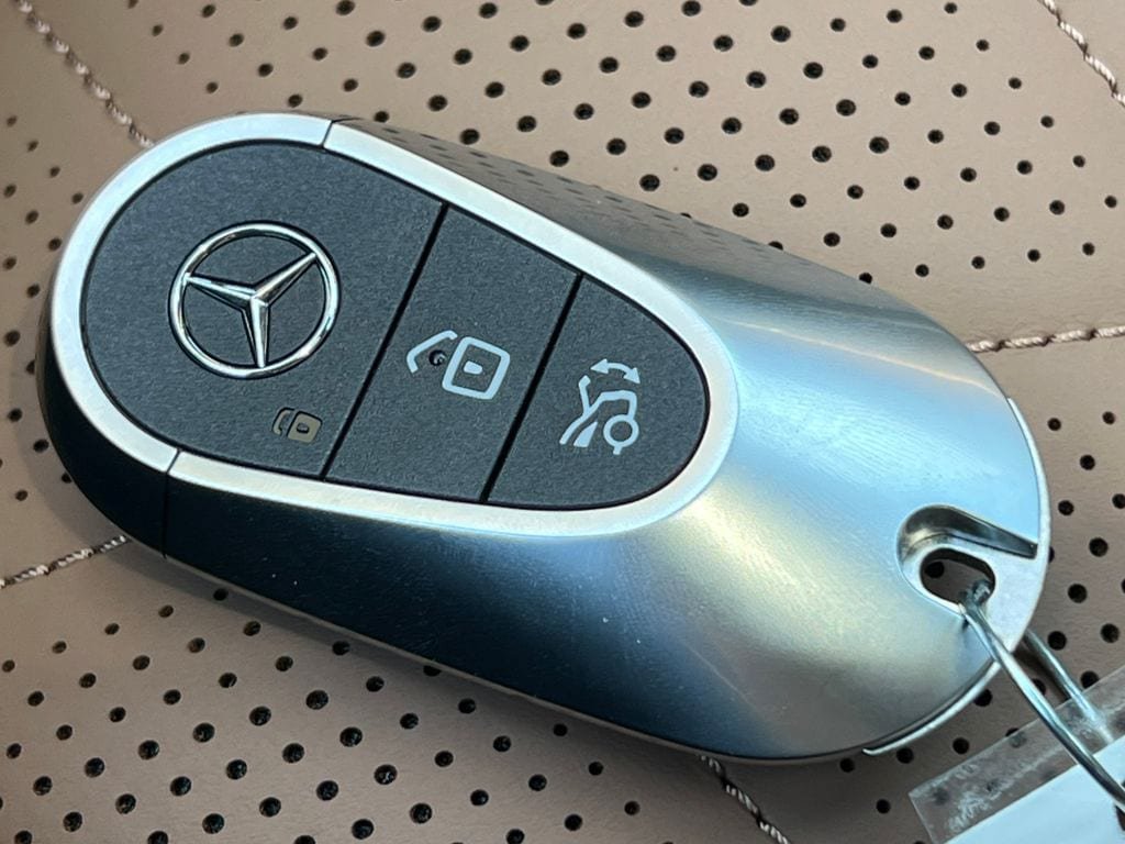 New 2026 Mercedes-Benz E 350 4MATIC Sedan image 33