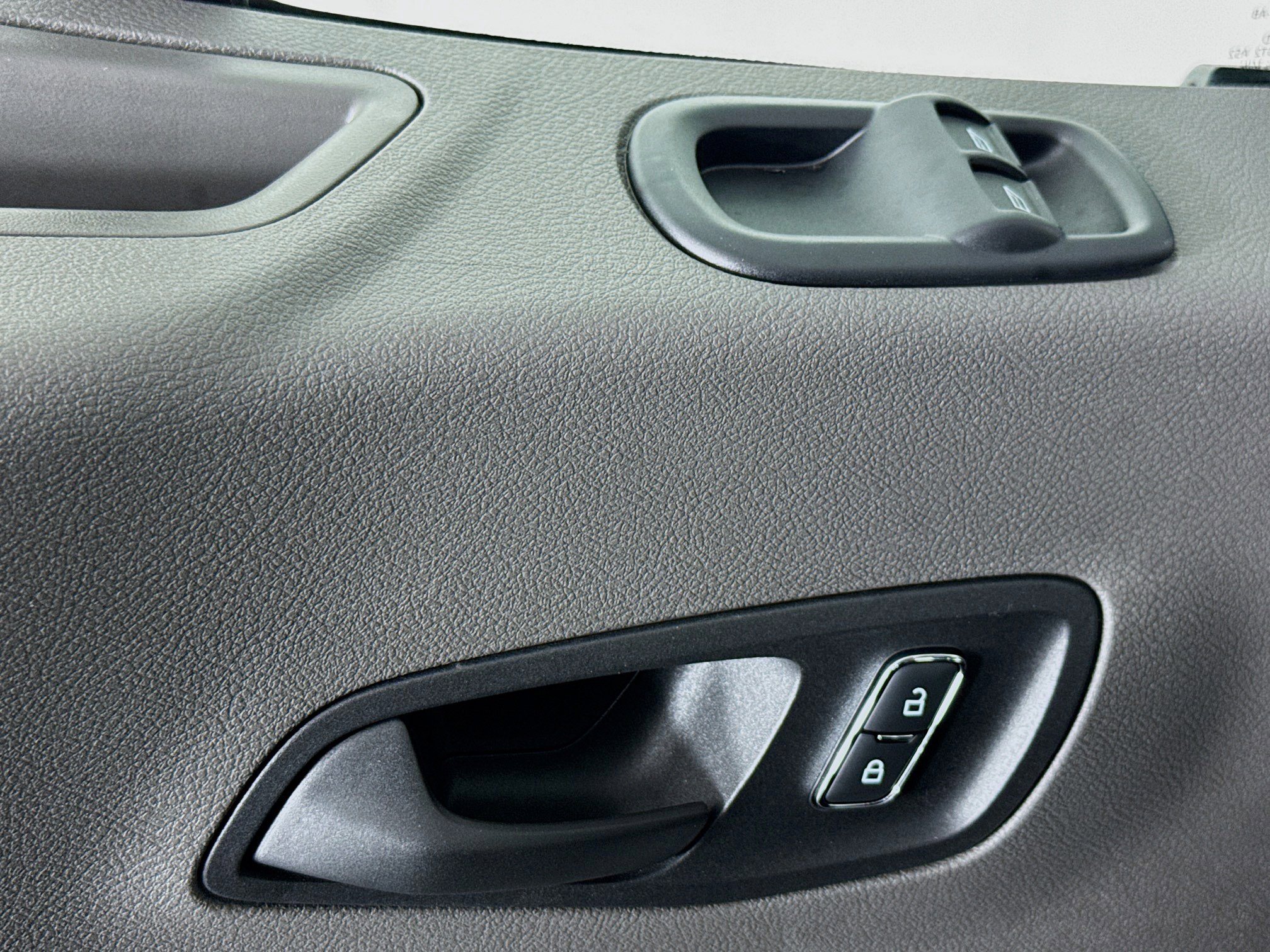 Used 2023 Ford E-Transit Low Roof image 23