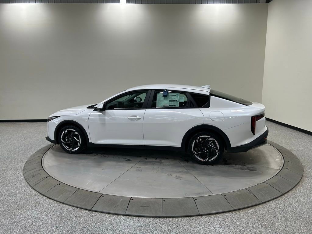 New 2026 Kia K4 EX image 9