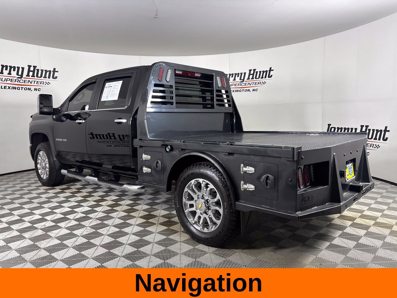 Used 2025 Chevrolet Silverado 2500 LT w/ Z71 Chrome Sport Edition AWD/4WD image 9