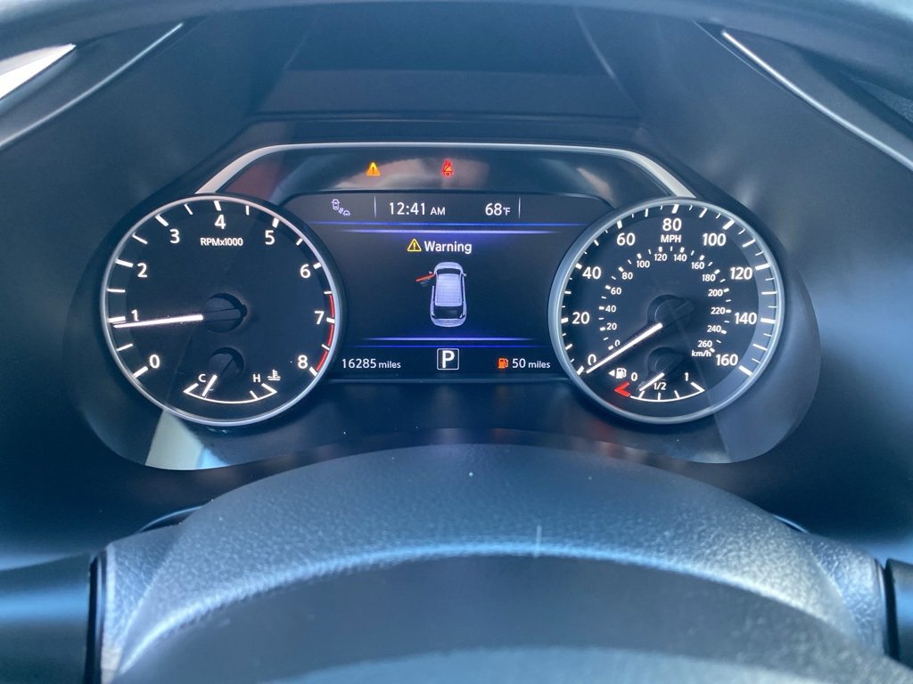 Used 2024 Nissan Murano SV image 2