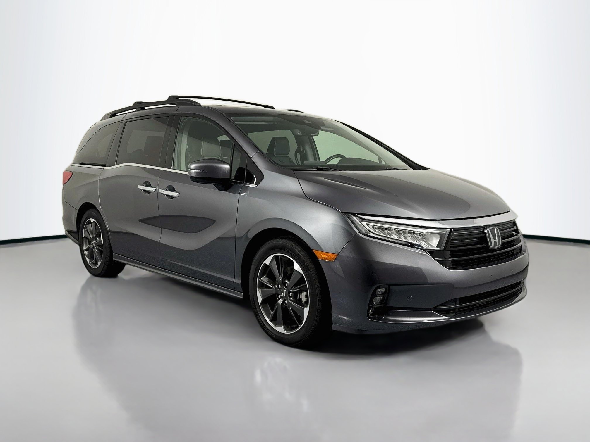 Certified 2023 Honda Odyssey Elite image 3