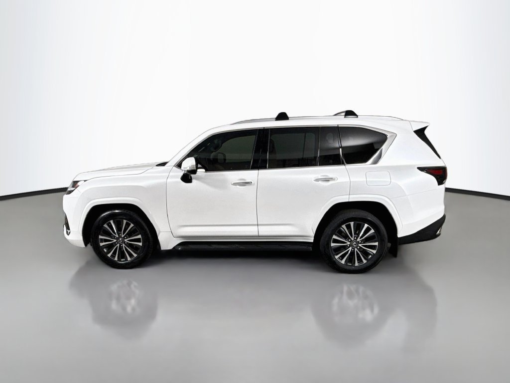 Used 2022 Lexus LX 600 4WD w/ Interior Upgrade Package image 8