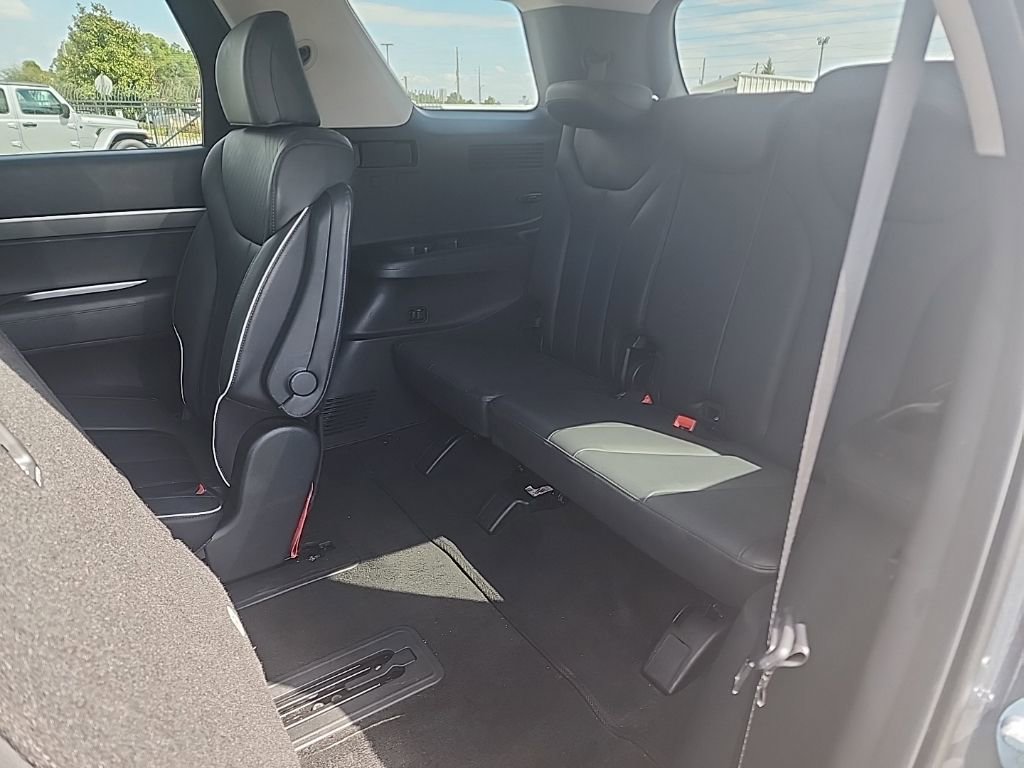 Used 2025 Hyundai Palisade SEL image 20