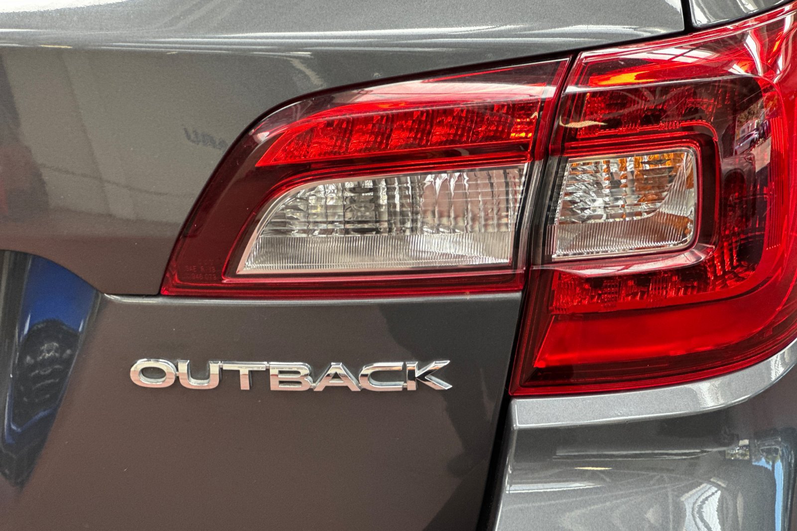 Used 2018 Subaru Outback 2.5i Premium AWD/4WD image 35