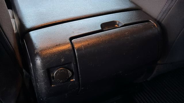 Used 2017 Toyota Tundra SR5 image 8