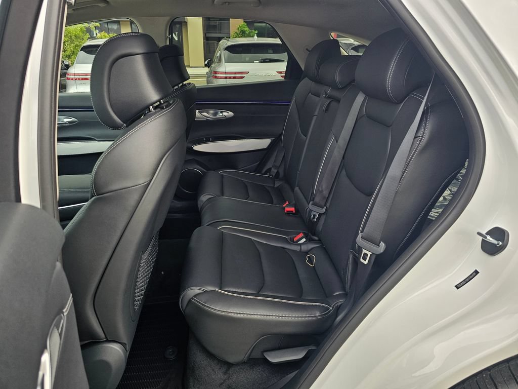 New 2026 Genesis GV70 2.5T Advanced AWD/4WD image 22