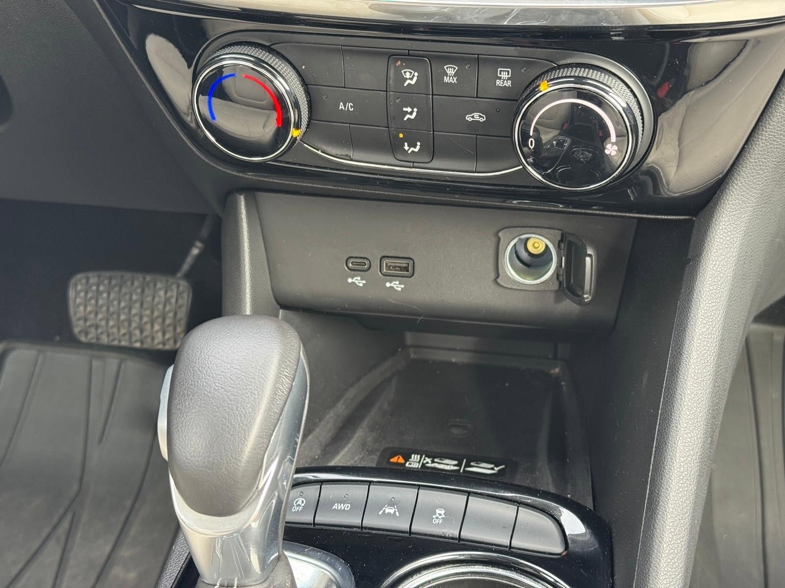 Used 2024 Buick Encore GX Sport Touring w/ Advanced Technology Package AWD/4WD image 11