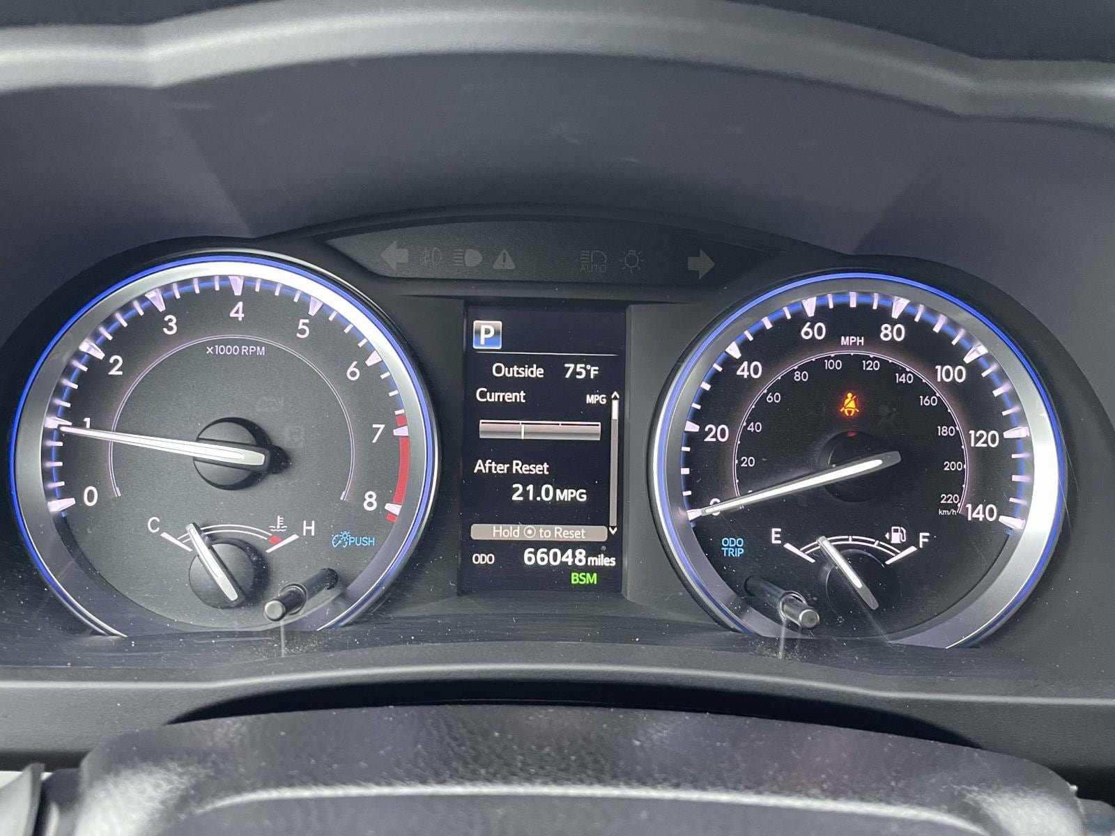 Used 2019 Toyota Highlander SE AWD/4WD image 21