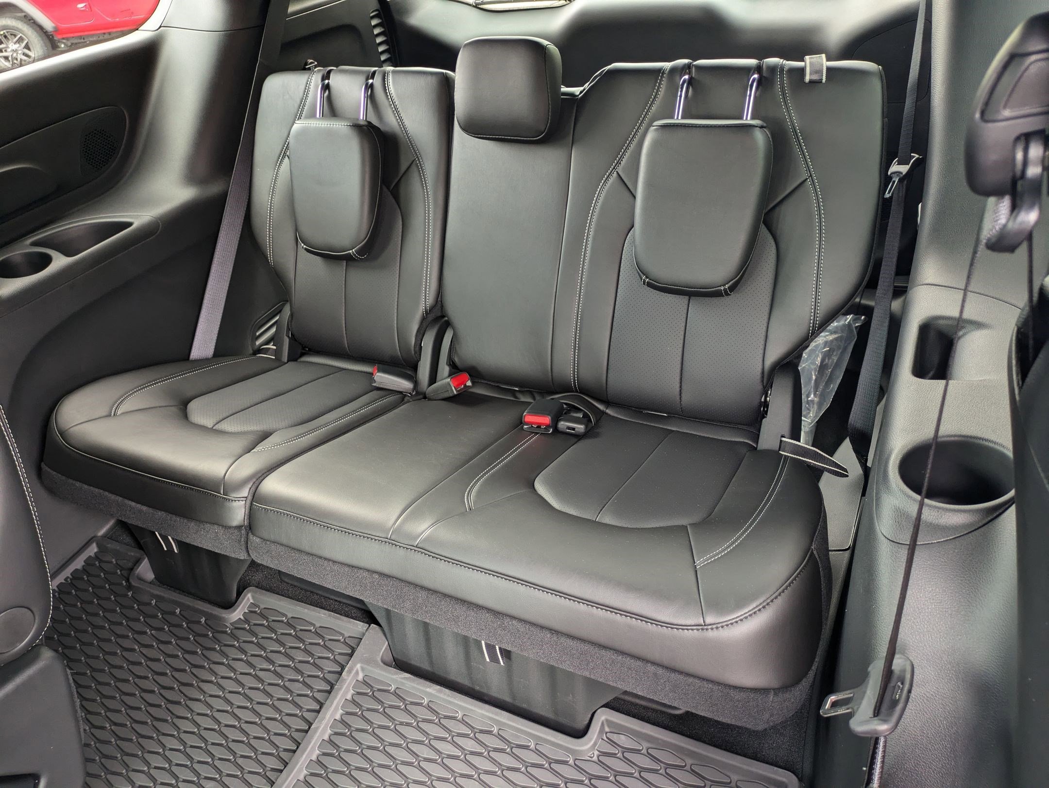 New 2026 Chrysler Pacifica Select image 26