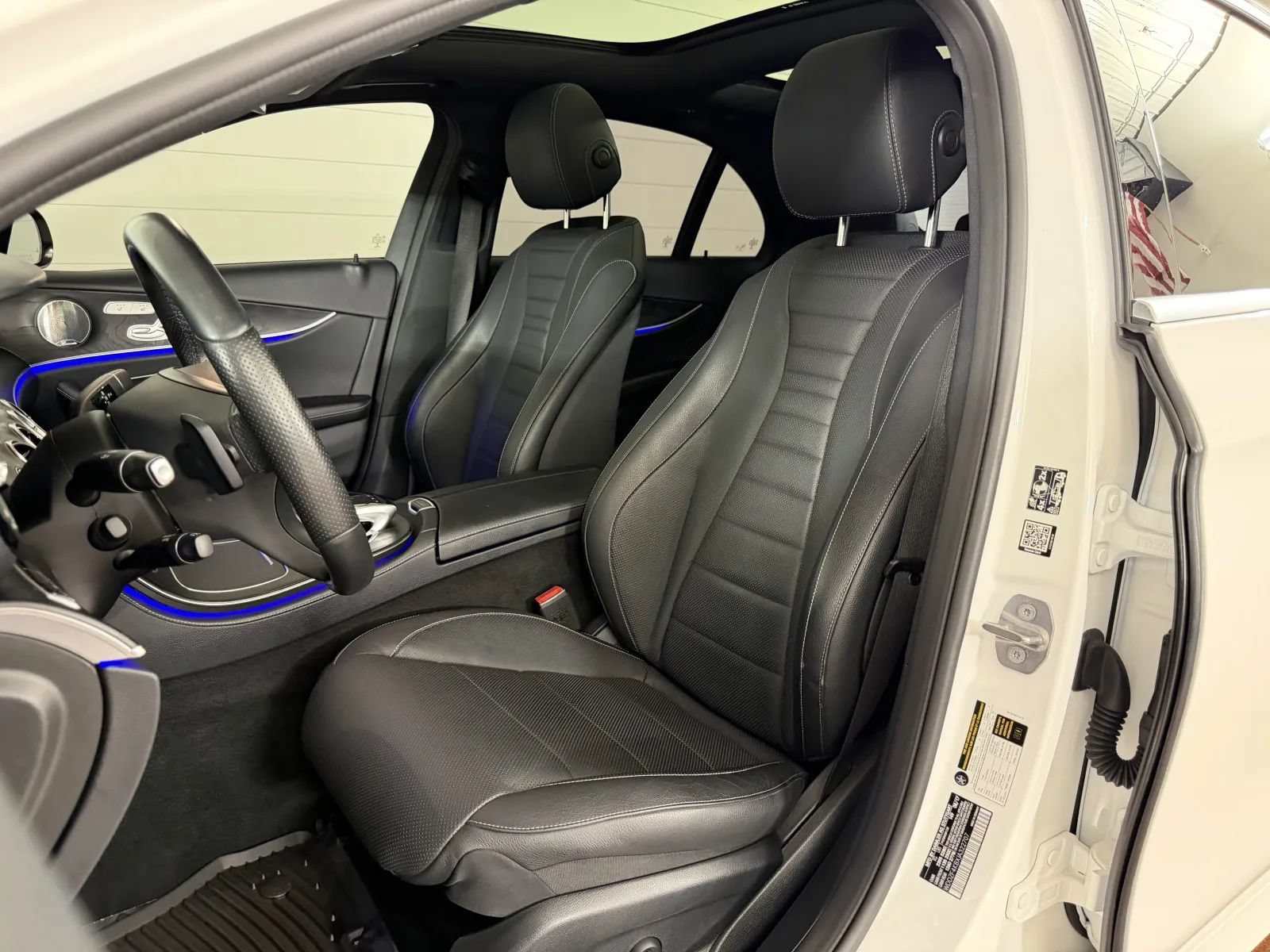 Used 2018 Mercedes-Benz E 300 4MATIC image 10