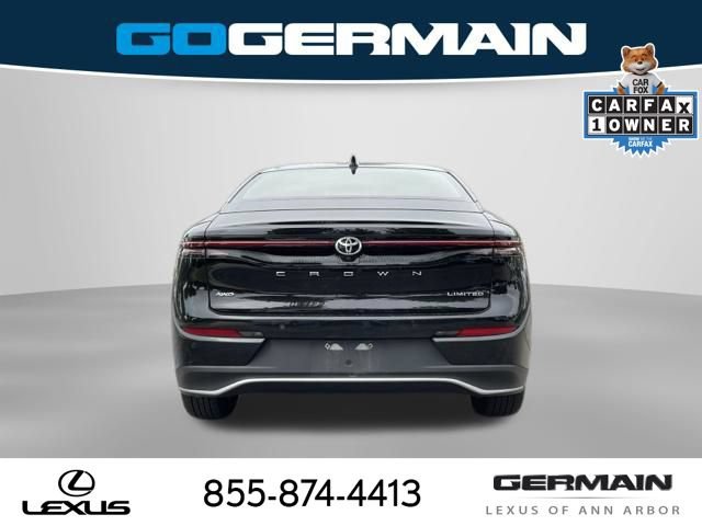 Used 2023 Toyota Crown AWD/4WD image 7