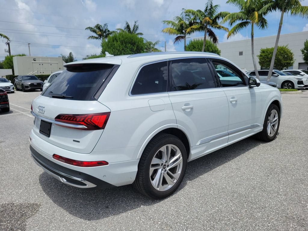 Used 2023 Audi Q7 3.0T Premium w/ Convenience Package AWD/4WD image 6