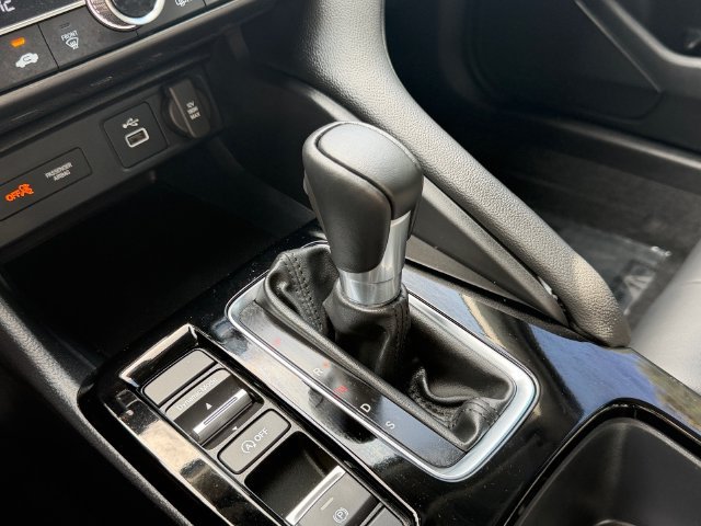 Used 2025 Acura Integra FWD image 28