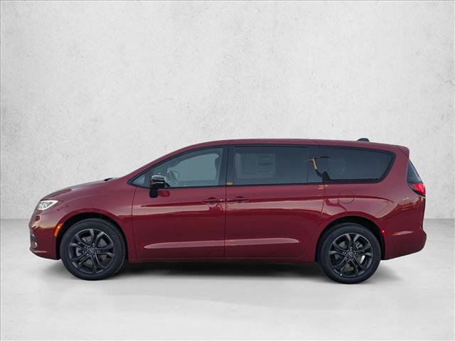 New 2026 Chrysler Pacifica Select AWD/4WD image 5