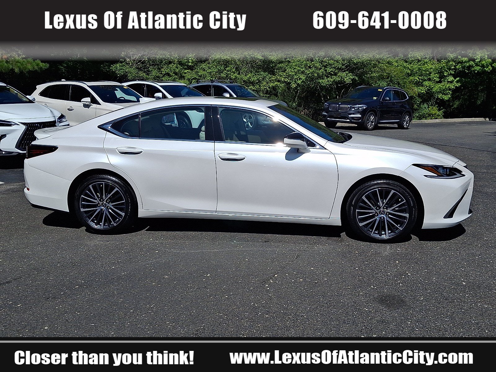 Used 2025 Lexus ES 350 w/ Premium Package FWD image 7