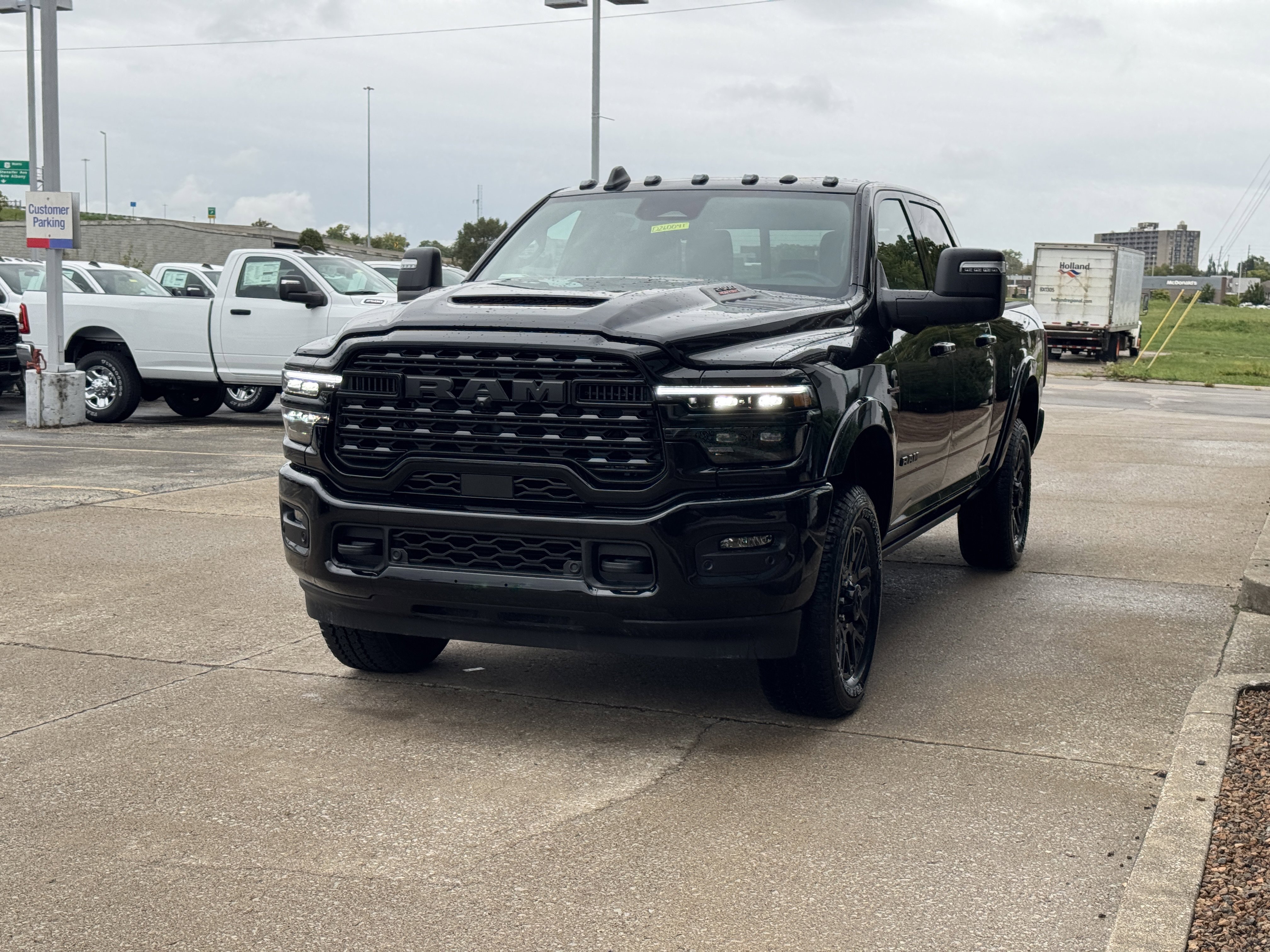New 2026 RAM 2500 Limited image 17