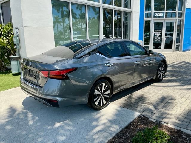 Used 2021 Nissan Altima 2.5 SL FWD image 5