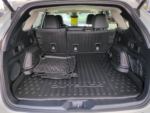 Used 2023 Subaru Outback Touring XT AWD/4WD image 31