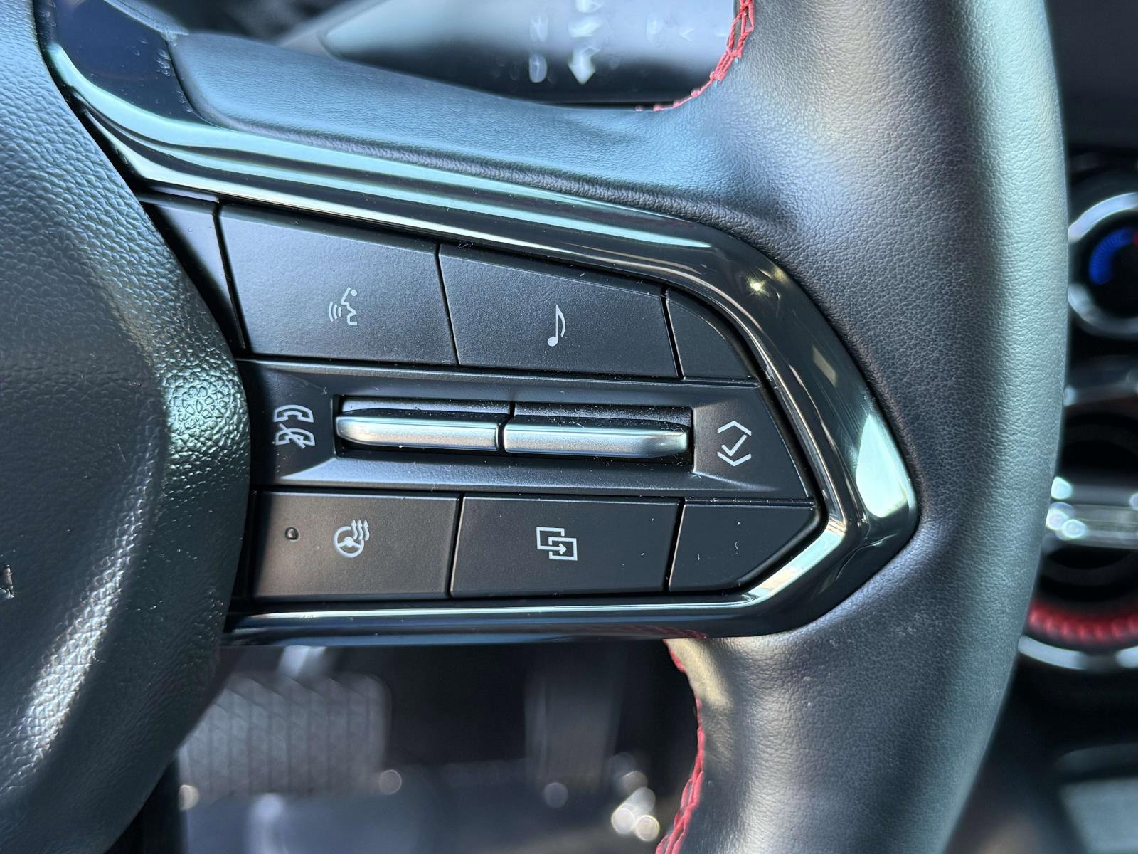 Used 2024 Chevrolet Blazer EV RS image 13