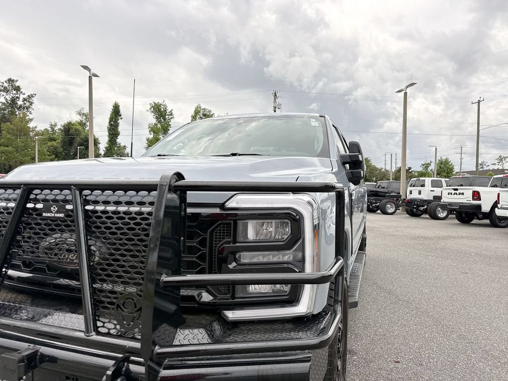 Used 2025 Ford F350 Lariat w/ Lariat Ultimate Package AWD/4WD image 9
